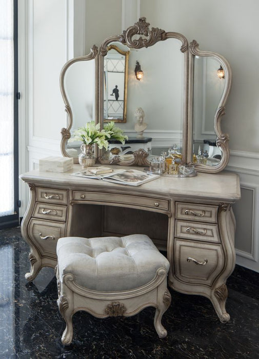 Platine de Royale - Vanity Desk