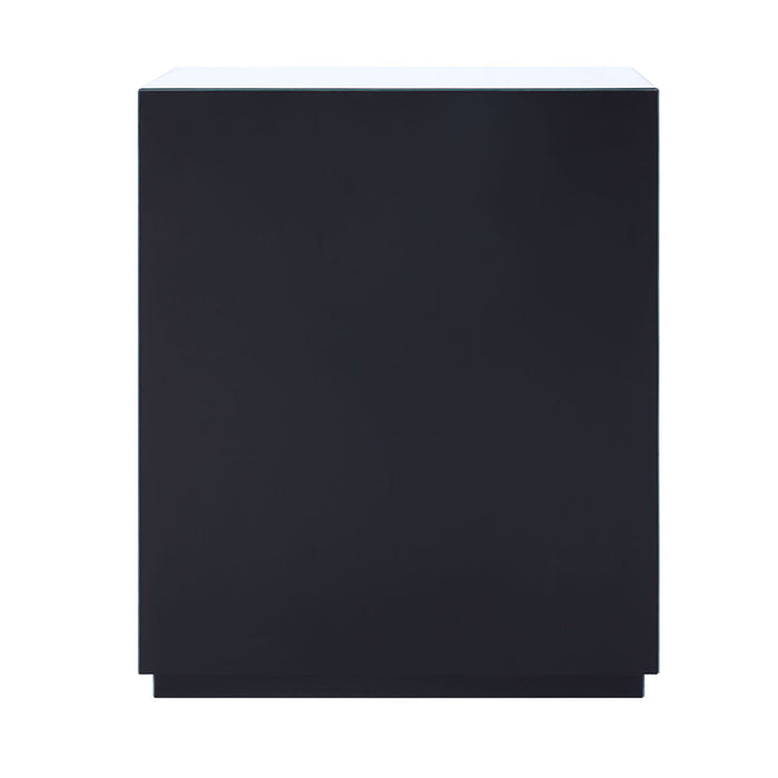 Noralie - Console Cabinet - Faux Diamonds & Mirrored